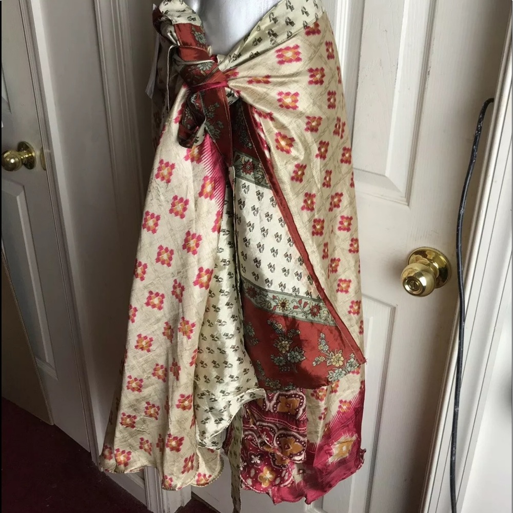 NEW LADDI DASHIKI WRAP SKIRT ONE SIZE - REVERSIBLE